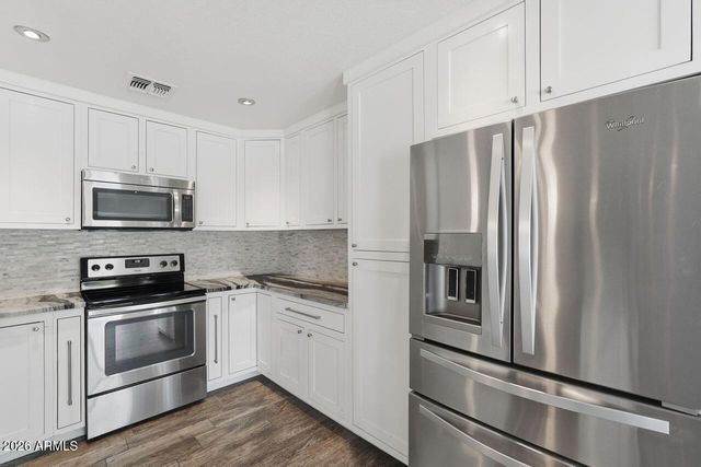 748 N 22ND Street, Mesa, AZ 85213