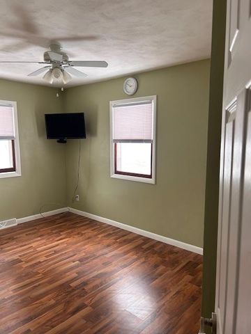 401 E 6th Avenue, Brodhead, WI 53520