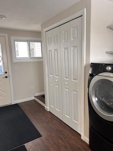 401 E 6th Avenue, Brodhead, WI 53520