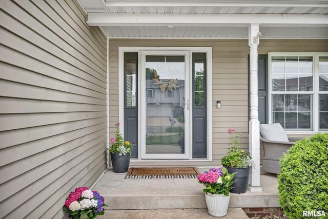 1612 JADENS Way, Washington, IL 61571