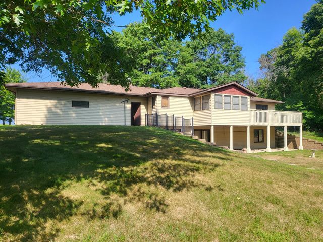 22637 Raven Street NW, Oak Grove, MN 55005