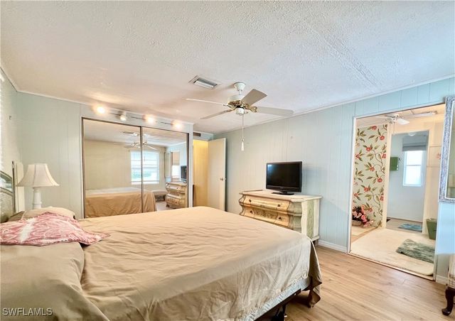 879 Cape Haze LN, Naples, FL 34104