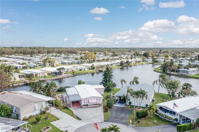 879 Cape Haze LN, Naples, FL 34104