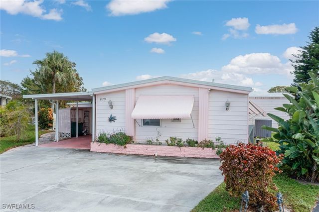 879 Cape Haze LN, Naples, FL 34104