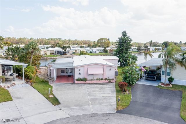 879 Cape Haze LN, Naples, FL 34104