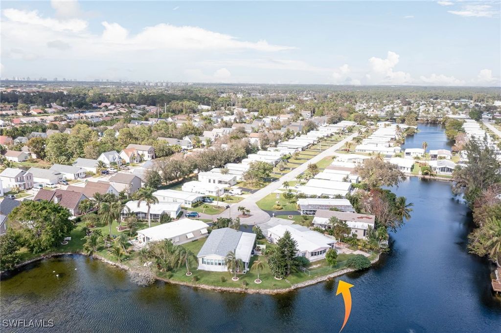 879 Cape Haze LN, Naples, FL 34104