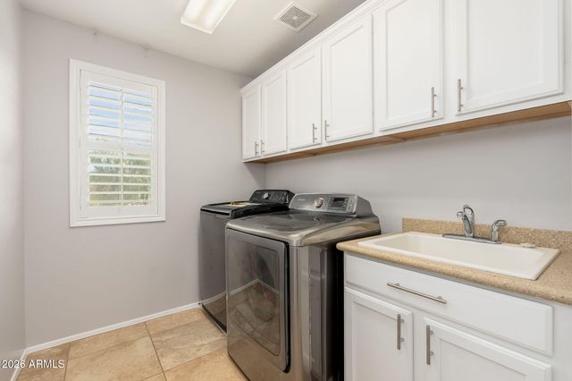 7371 W KINGS Avenue, Peoria, AZ 85382