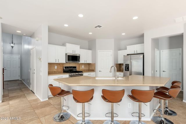 7371 W KINGS Avenue, Peoria, AZ 85382