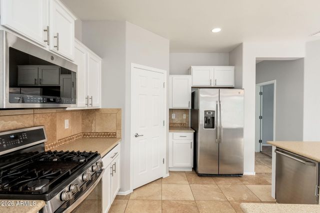 7371 W KINGS Avenue, Peoria, AZ 85382