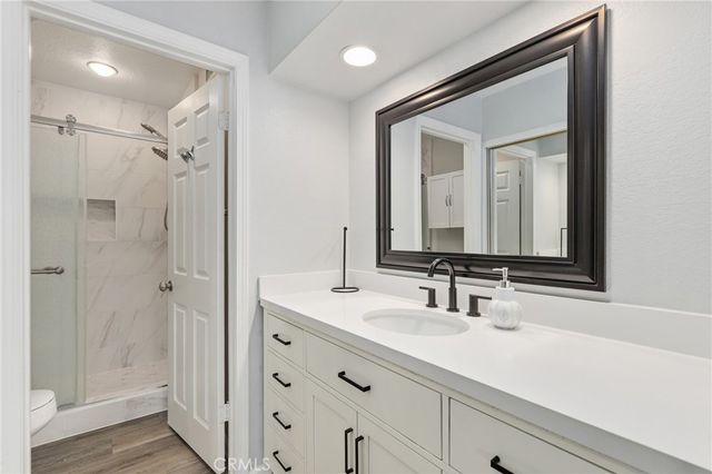 27841 Persimmon 44, Mission Viejo, CA 92691