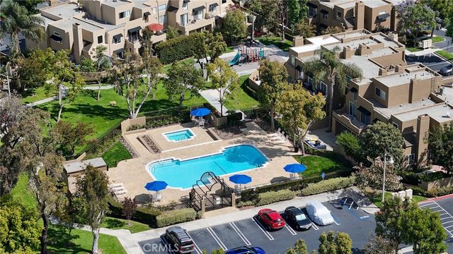 27841 Persimmon 44, Mission Viejo, CA 92691