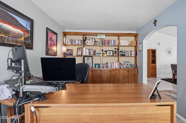 9637 E OLLA Avenue, Mesa, AZ 85212