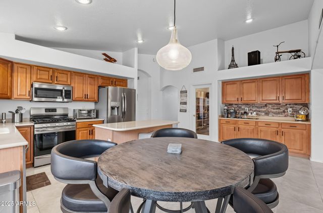 9637 E OLLA Avenue, Mesa, AZ 85212