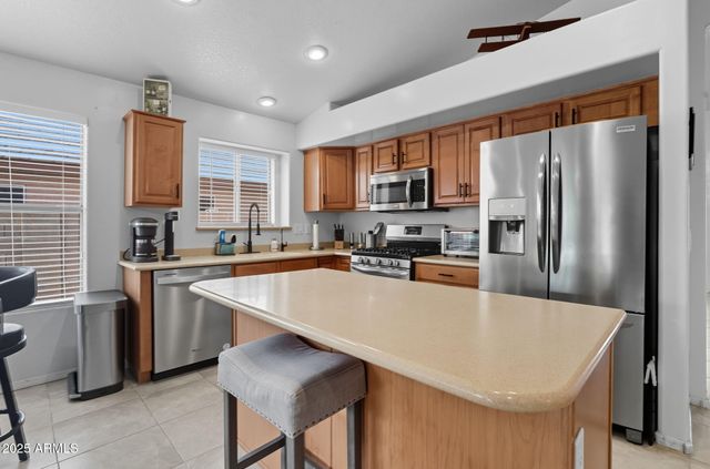 9637 E OLLA Avenue, Mesa, AZ 85212