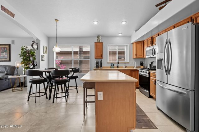 9637 E OLLA Avenue, Mesa, AZ 85212