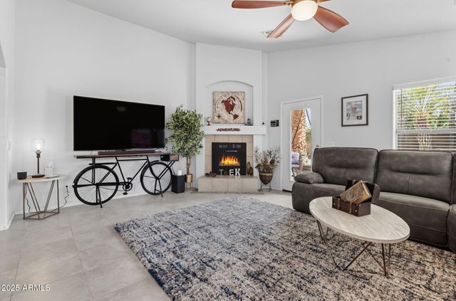 9637 E OLLA Avenue, Mesa, AZ 85212