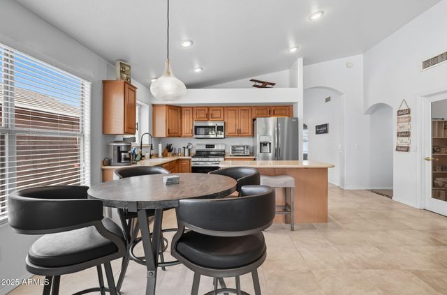 9637 E OLLA Avenue, Mesa, AZ 85212