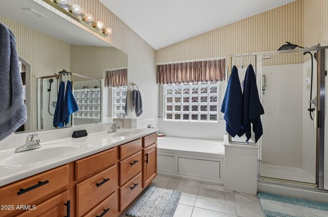 9637 E OLLA Avenue, Mesa, AZ 85212