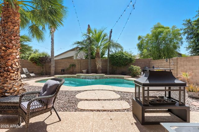 9637 E OLLA Avenue, Mesa, AZ 85212