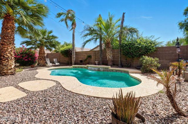 9637 E OLLA Avenue, Mesa, AZ 85212