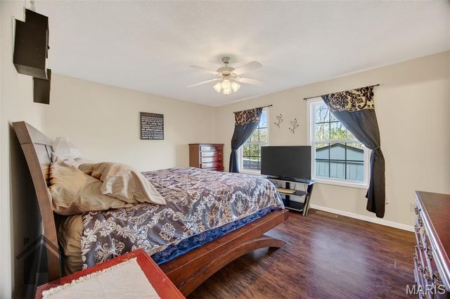 15695 Terris Lane, St Robert, MO 65584