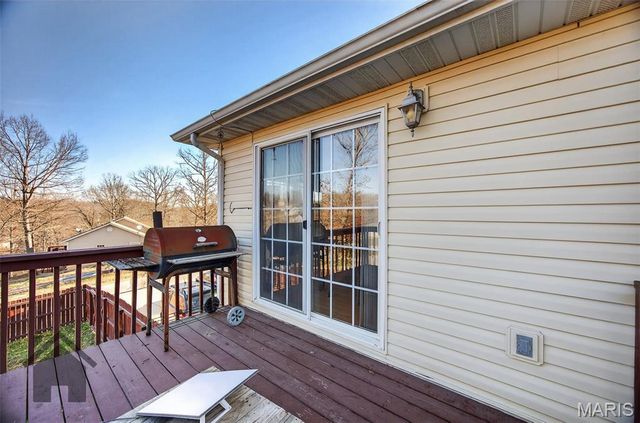 15695 Terris Lane, St Robert, MO 65584