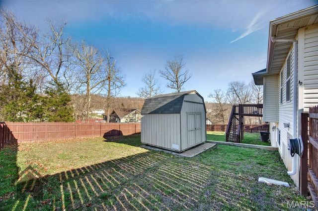 15695 Terris Lane, St Robert, MO 65584