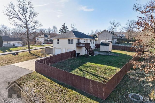 15695 Terris Lane, St Robert, MO 65584