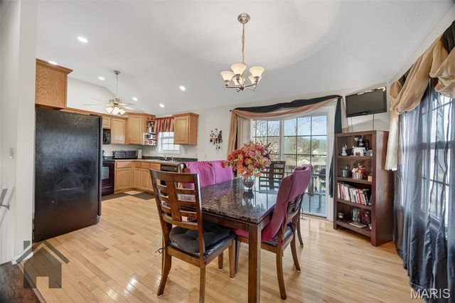 15695 Terris Lane, St Robert, MO 65584