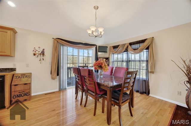 15695 Terris Lane, St Robert, MO 65584