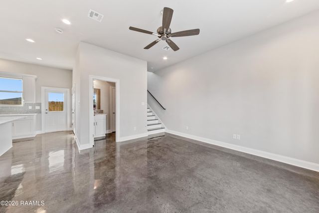 113 Firethorn Drive, Youngsville, LA 70592