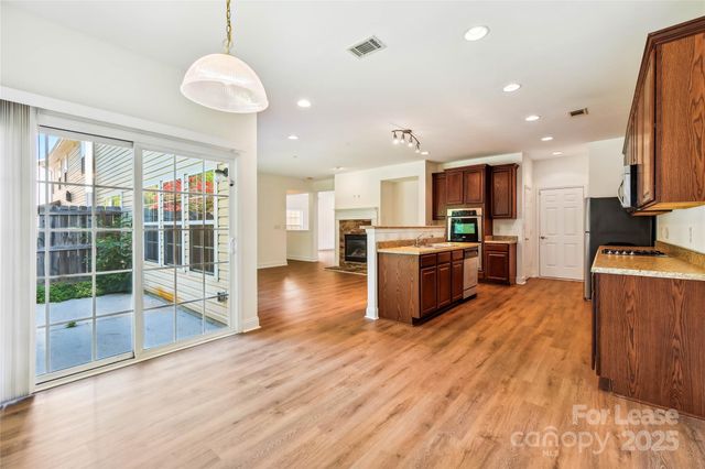 15614 Normans Landing Drive, Charlotte, NC 28273