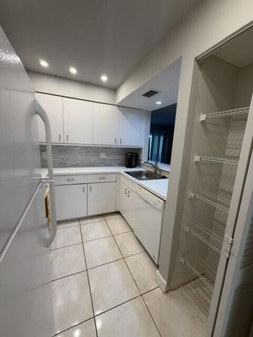 2240 N Cypress Bend Drive 904, Pompano Beach, FL 33069