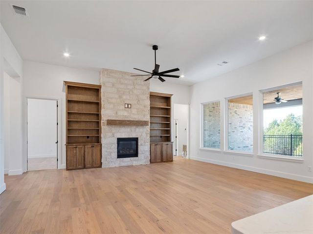 9101 Prairie Estates Drive, Mustang, OK 73064