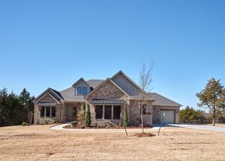 9101 Prairie Estates Drive, Mustang, OK 73064