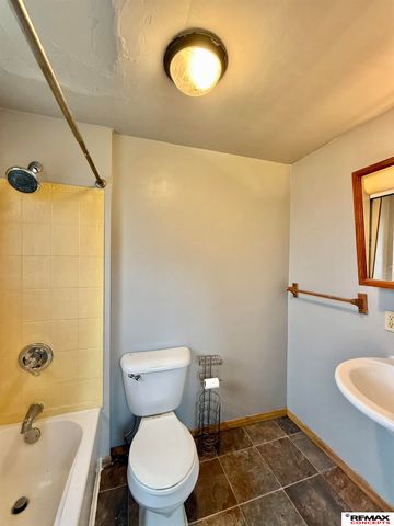 4445 N 60th Street, Lincoln, NE 68507