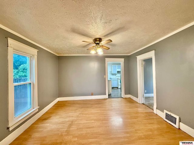 4445 N 60th Street, Lincoln, NE 68507