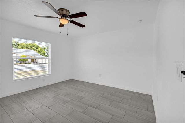 2206 53RD AVENUE E, Bradenton, FL 34203