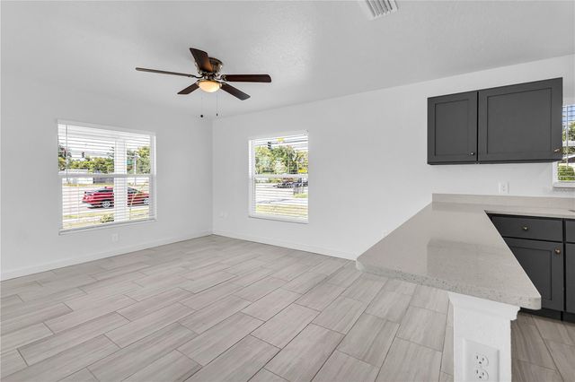 2206 53RD AVENUE E, Bradenton, FL 34203