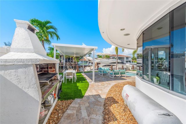 3344 NE 167th St, North Miami Beach, FL 33160