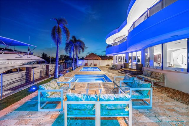 3344 NE 167th St, North Miami Beach, FL 33160
