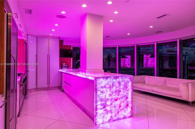 3344 NE 167th St, North Miami Beach, FL 33160