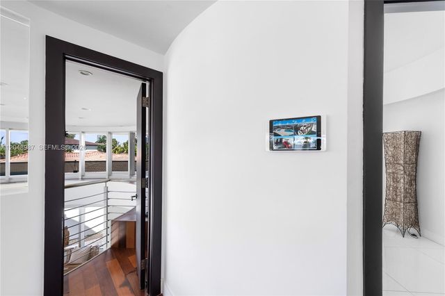 3344 NE 167th St, North Miami Beach, FL 33160