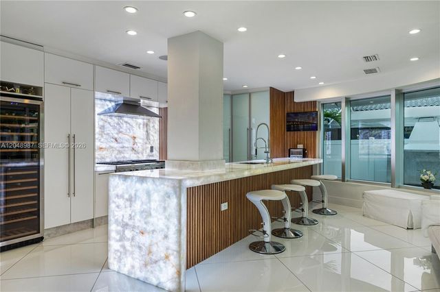 3344 NE 167th St, North Miami Beach, FL 33160