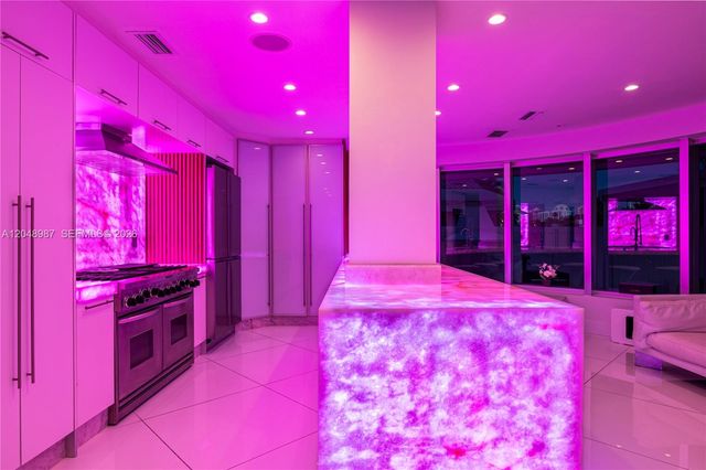 3344 NE 167th St, North Miami Beach, FL 33160