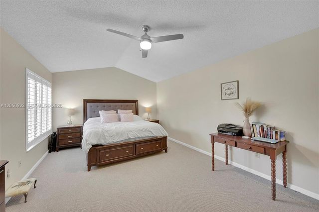 362 Prestwick Cir 3, Palm Beach Gardens, FL 33418