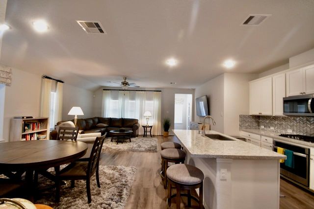 19911 Country Run Court, Missouri City, TX 77459