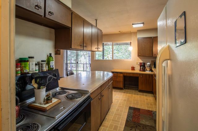 24524 Redwood Highway, Kerby, OR 97531