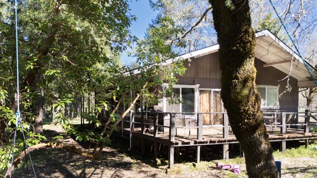 24524 Redwood Highway, Kerby, OR 97531