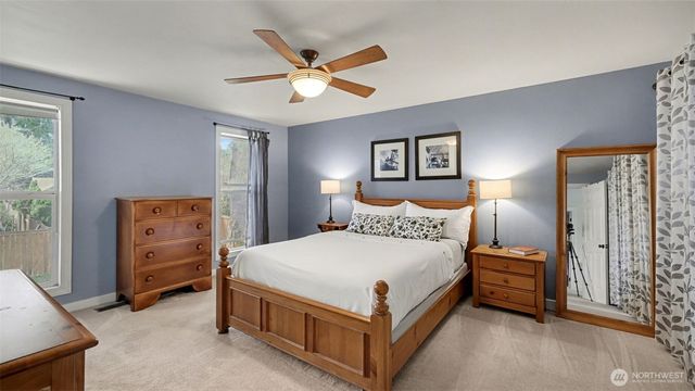 6209 144th Avenue NE, Redmond, WA 98052